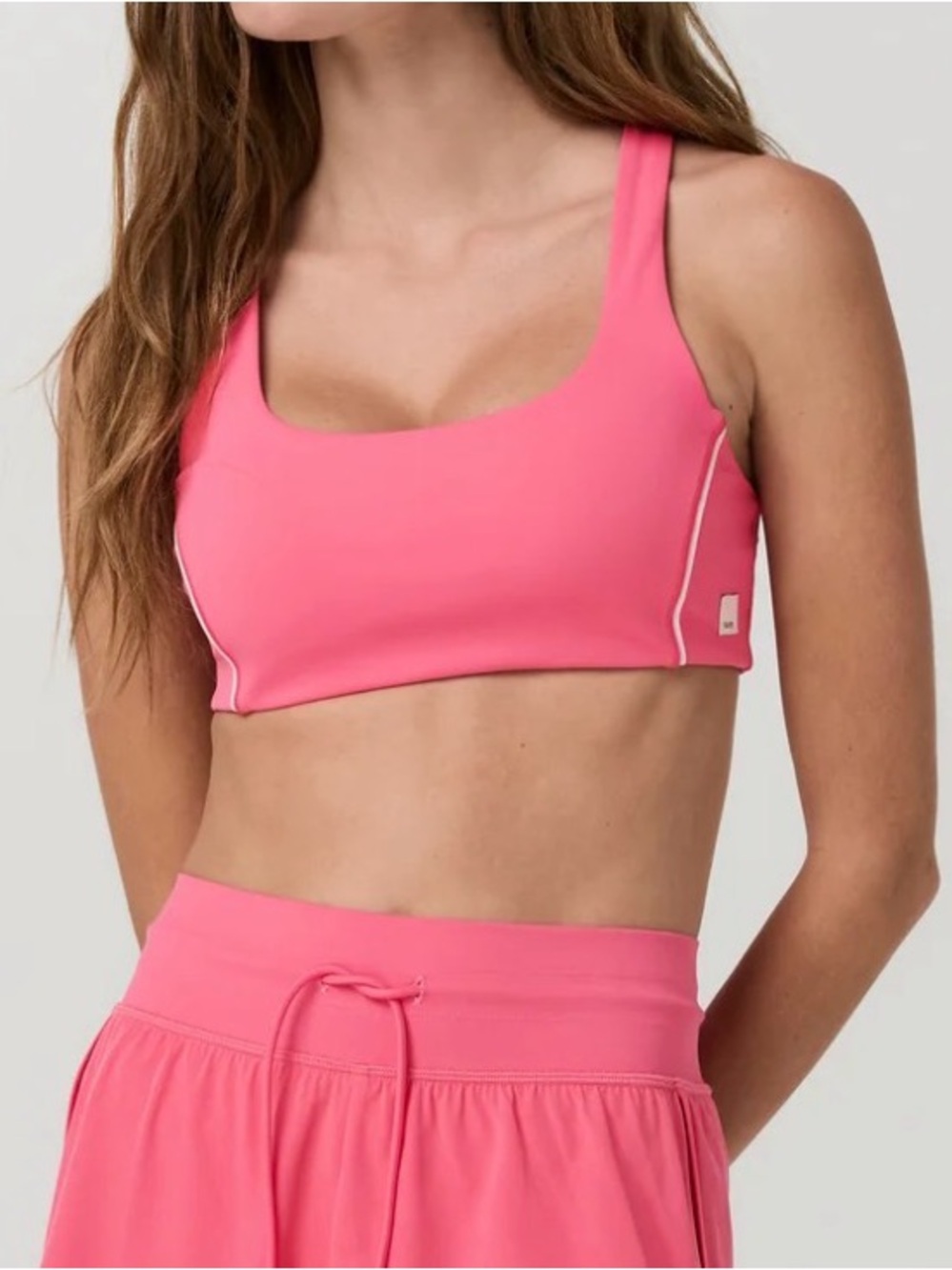 Vuori Daily Piped Bra, Sunset Pink, NWT. Women’s Size L